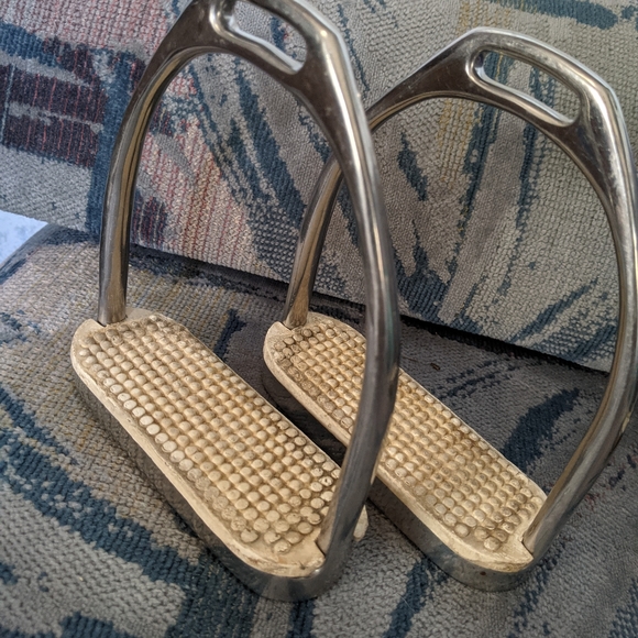 Perri's English Stainless steel stirrup irons - Picture 3 of 6
